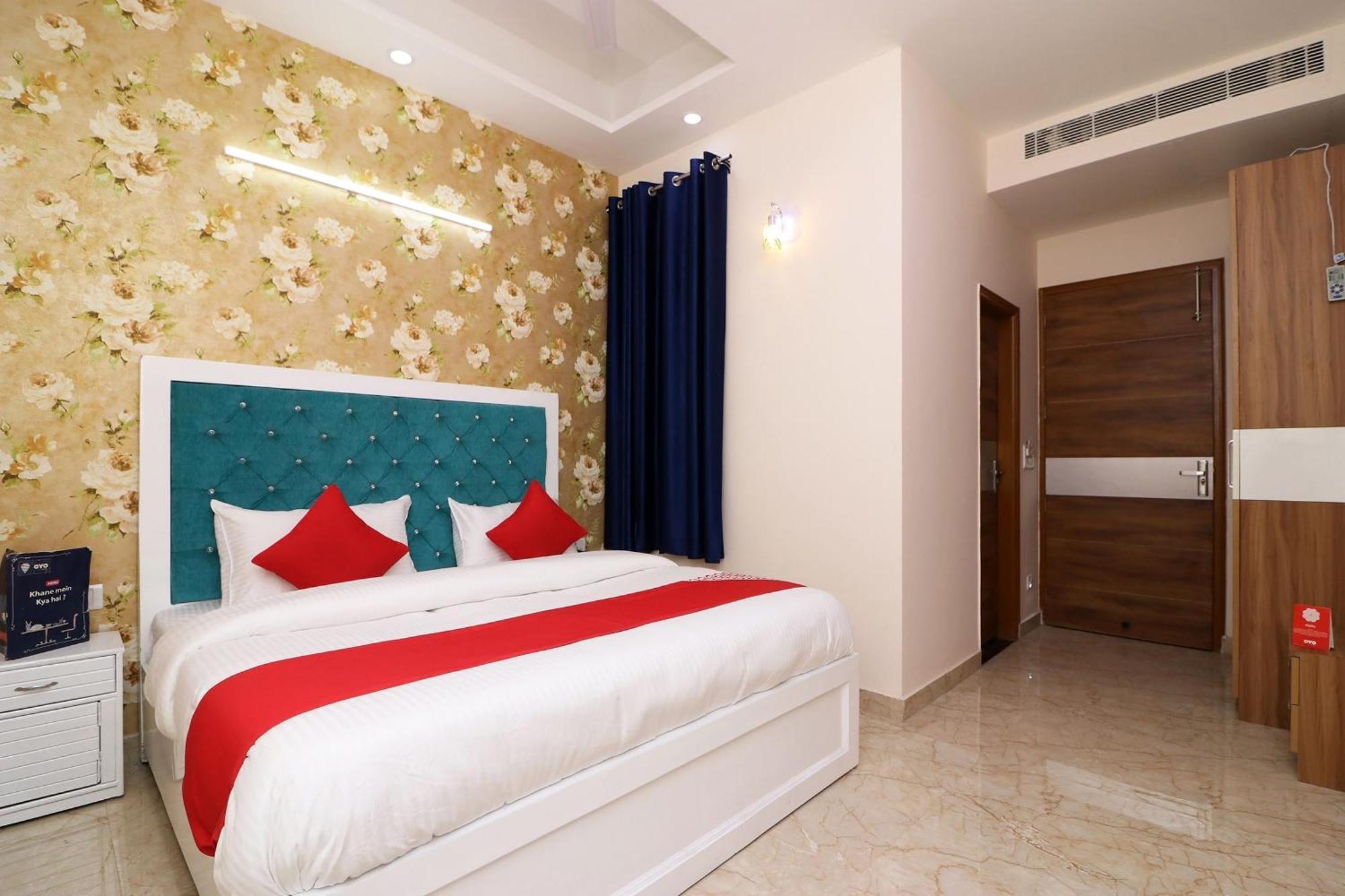 Hotel O The Grand Palace Ghaziabad Exterior photo